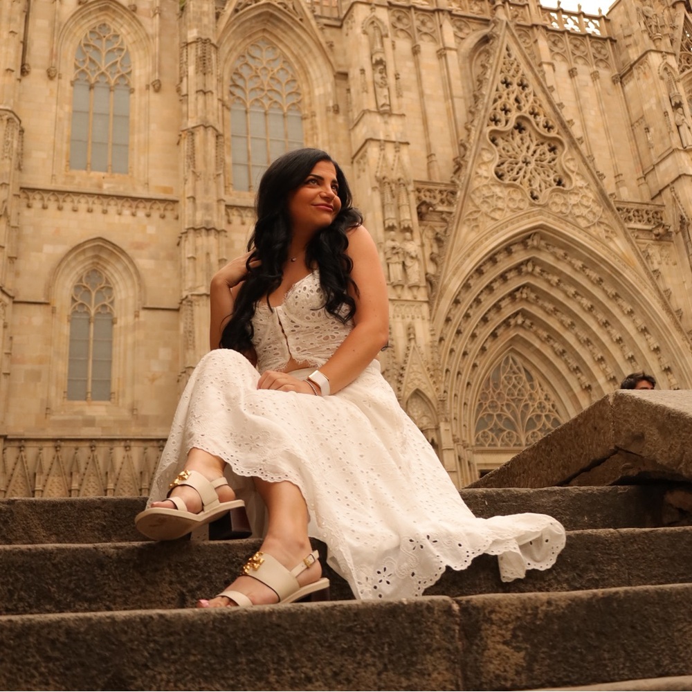 Meet your Posher, Christina.